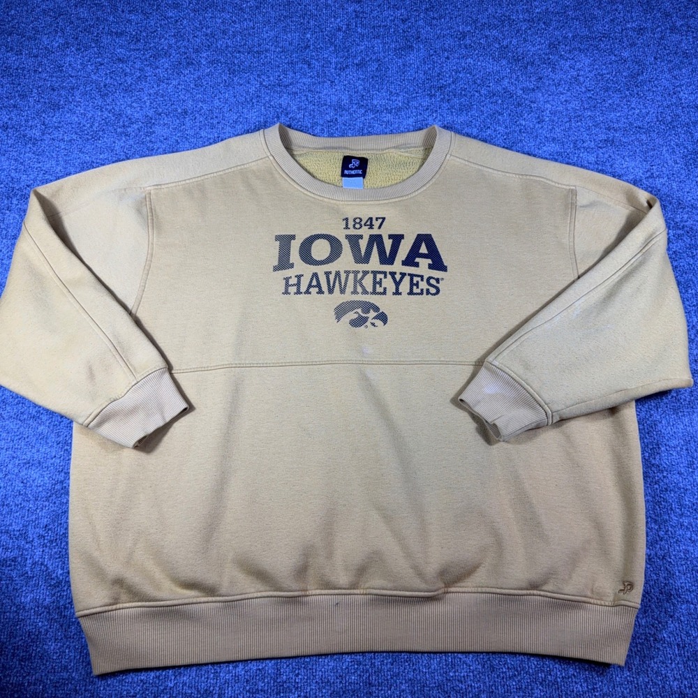 J Authentic Iowa Hawkeyes Crewneck Sweatshirt Gold XL NCAA College Fleece